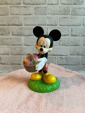 DISNEY Easter Mickey With Basket of Eggs Figurine